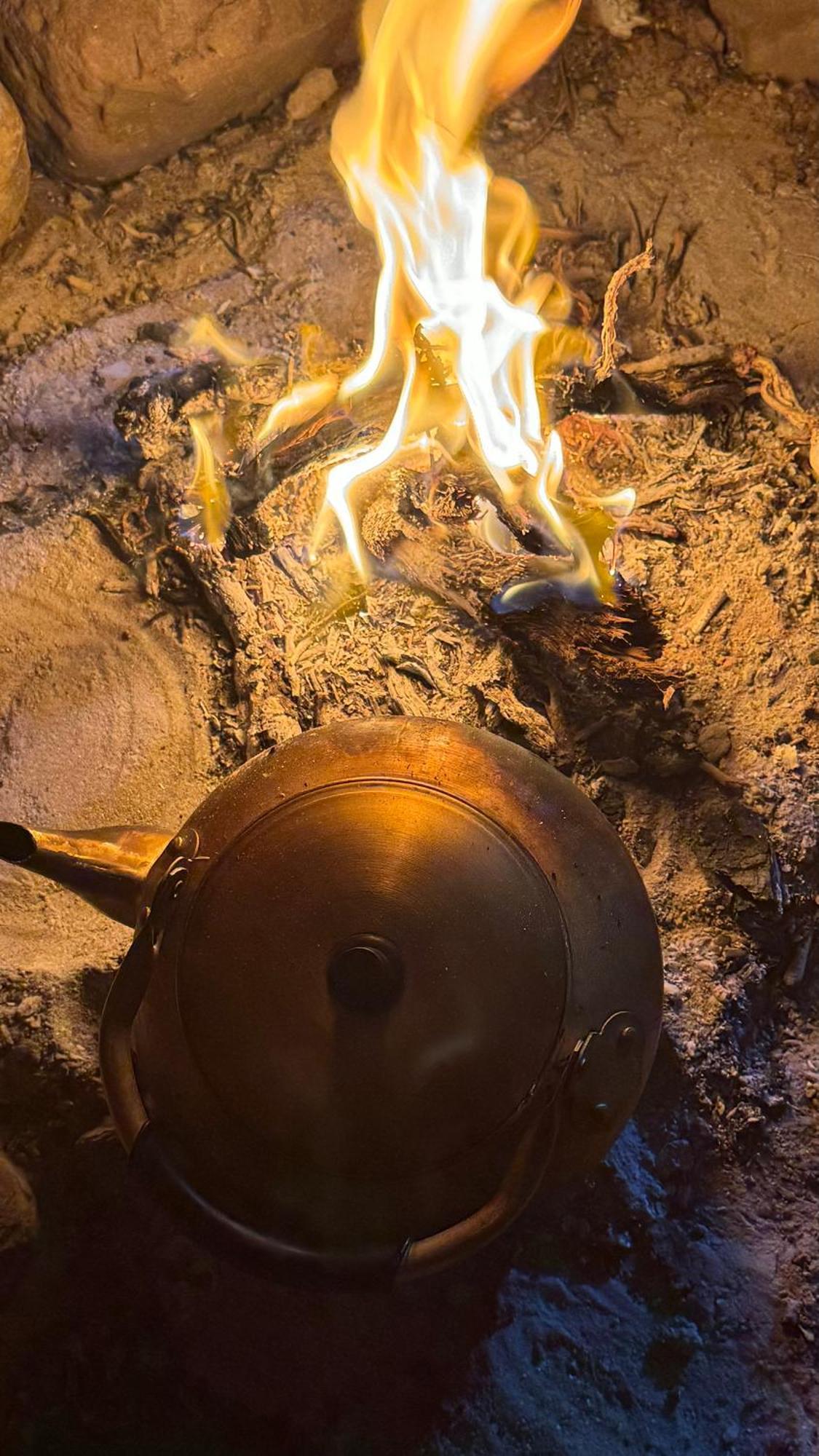 Wadi Rum Anwar Luxury Camp Екстер'єр фото