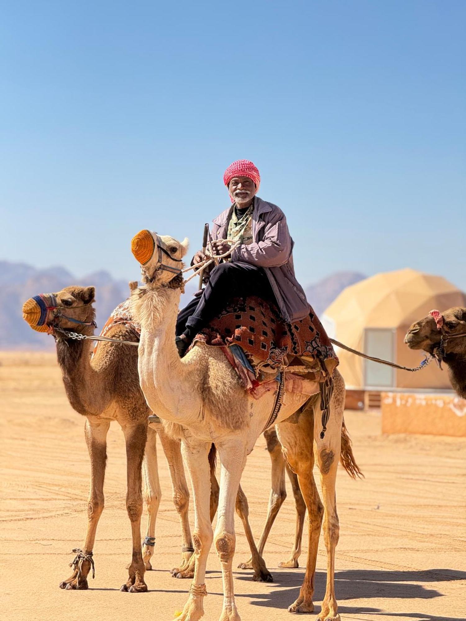 Wadi Rum Anwar Luxury Camp Екстер'єр фото