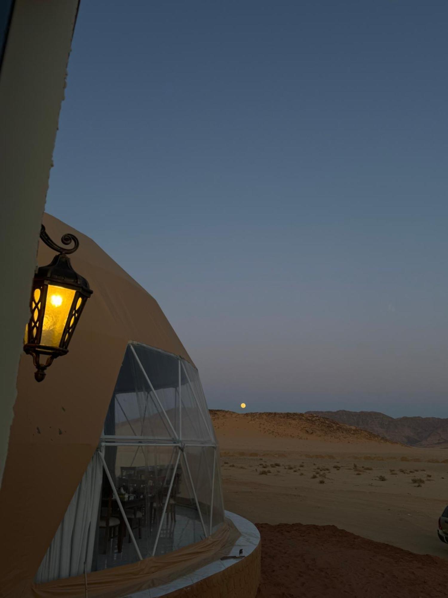 Wadi Rum Anwar Luxury Camp Екстер'єр фото