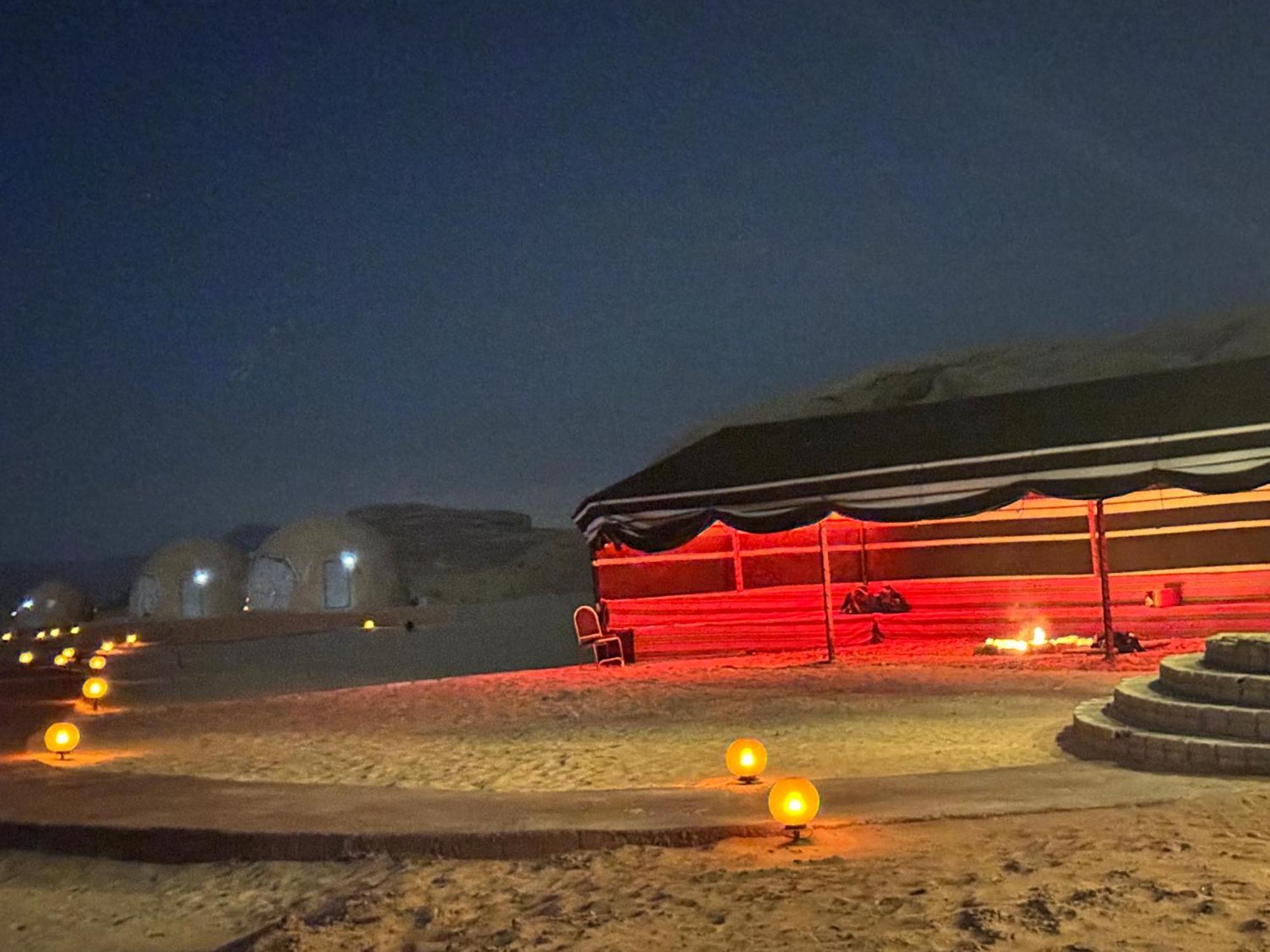 Wadi Rum Anwar Luxury Camp Екстер'єр фото